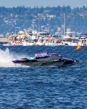©FastLoudPhotography_Seafair26_1Y9A9488